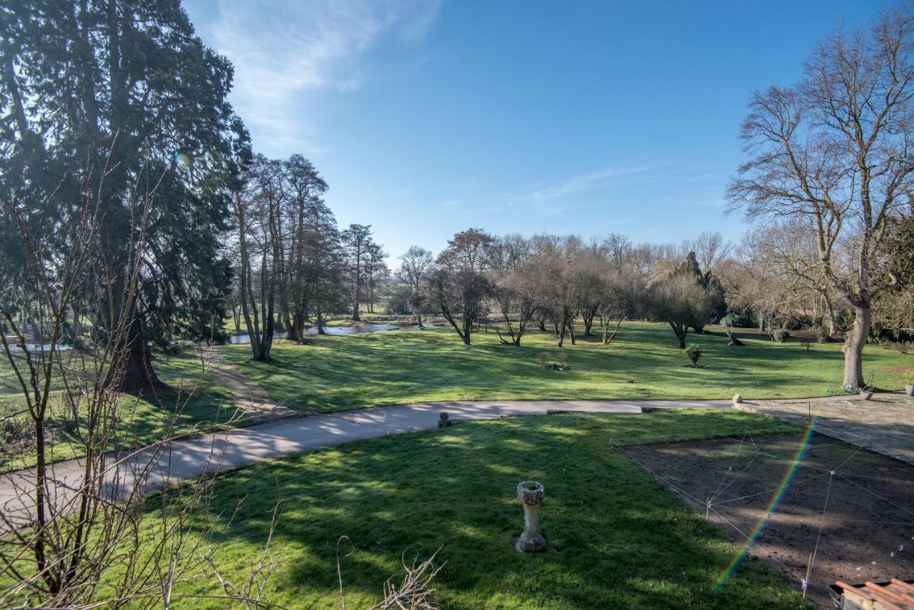 17Th-Century One Bed Studio With Parking & Garden! Elkesley Εξωτερικό φωτογραφία